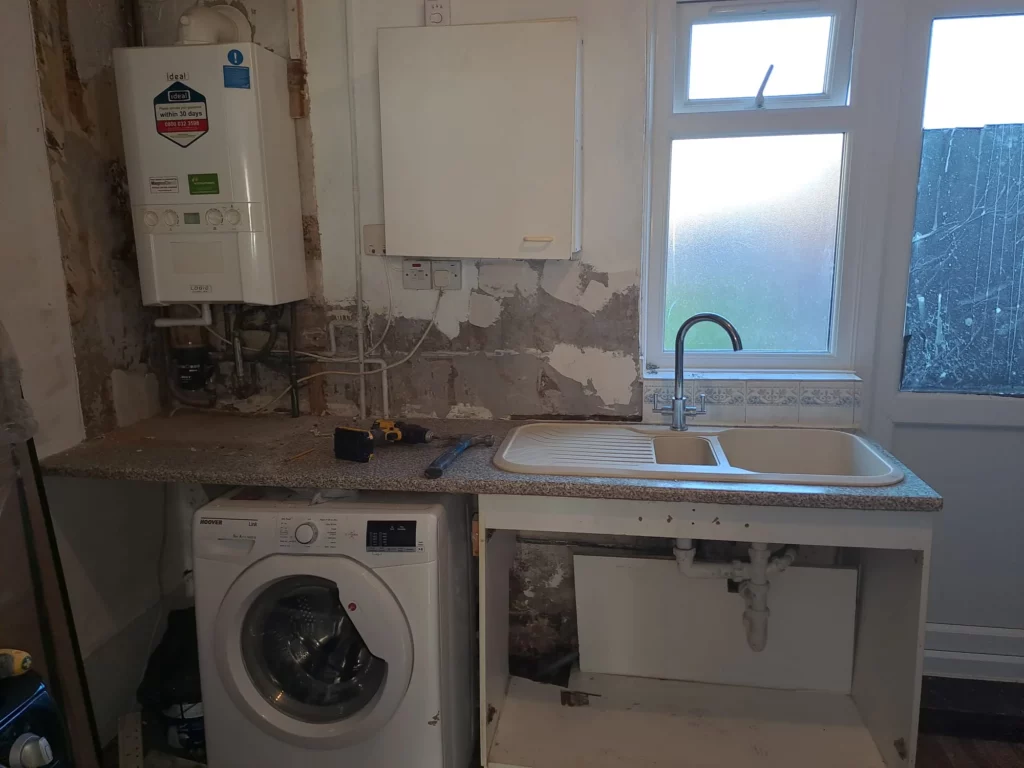 bathroom leak repair london